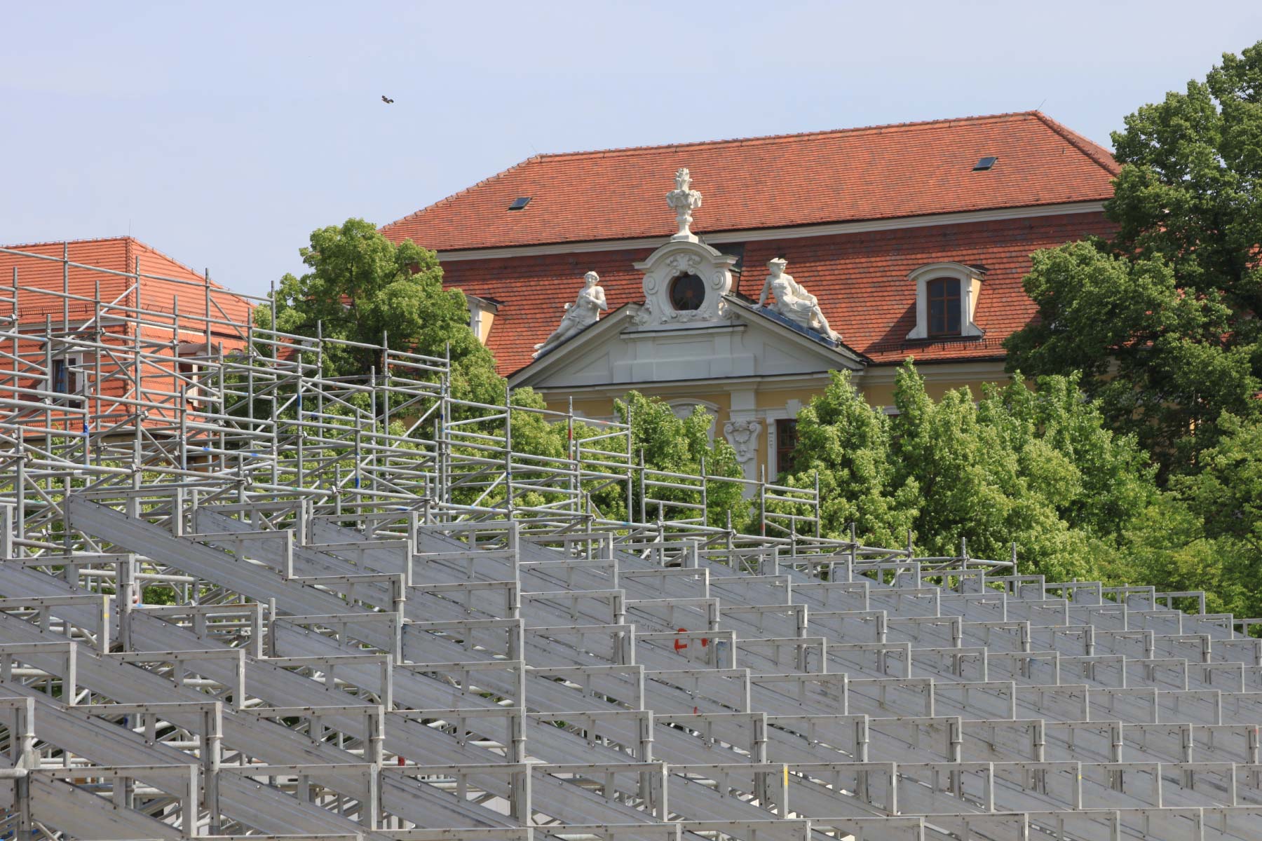 Bender Tribünen, Bühnen und Stadien für Kultur Veranstaltungen Events370